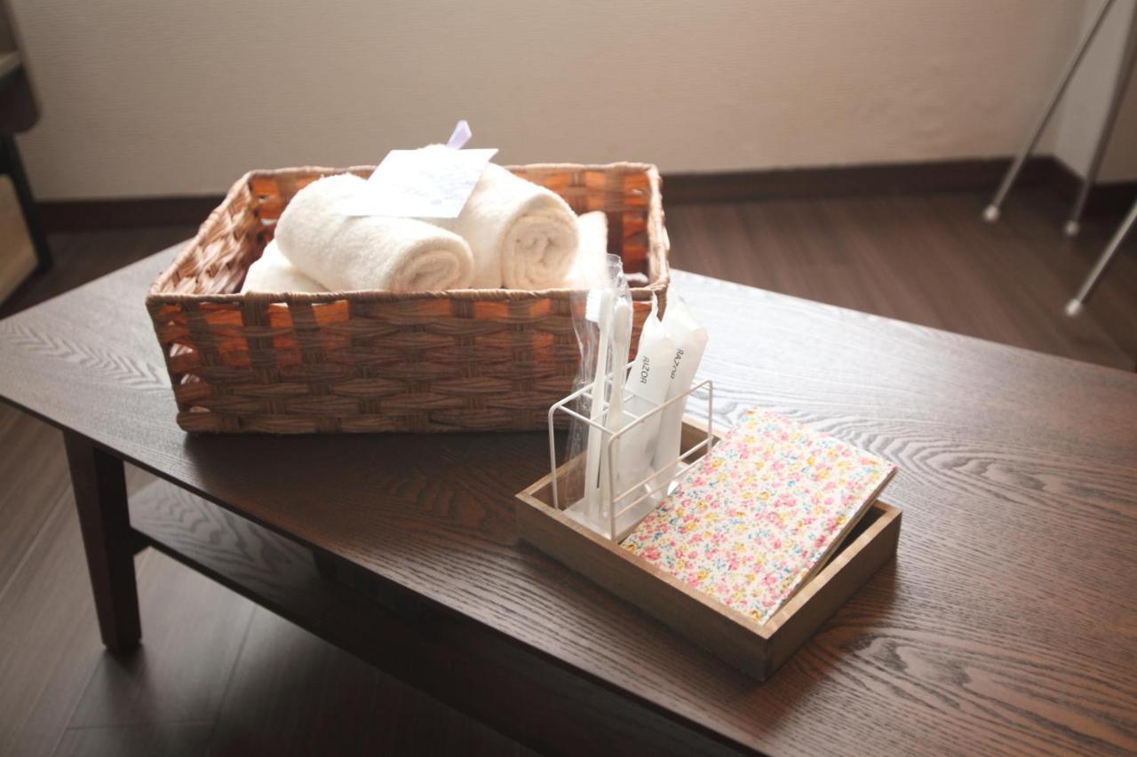 Guest House Futaba โอซาก้า ภายนอก รูปภาพ