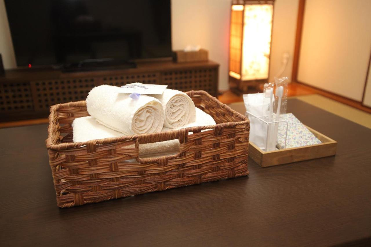 Guest House Futaba โอซาก้า ภายนอก รูปภาพ