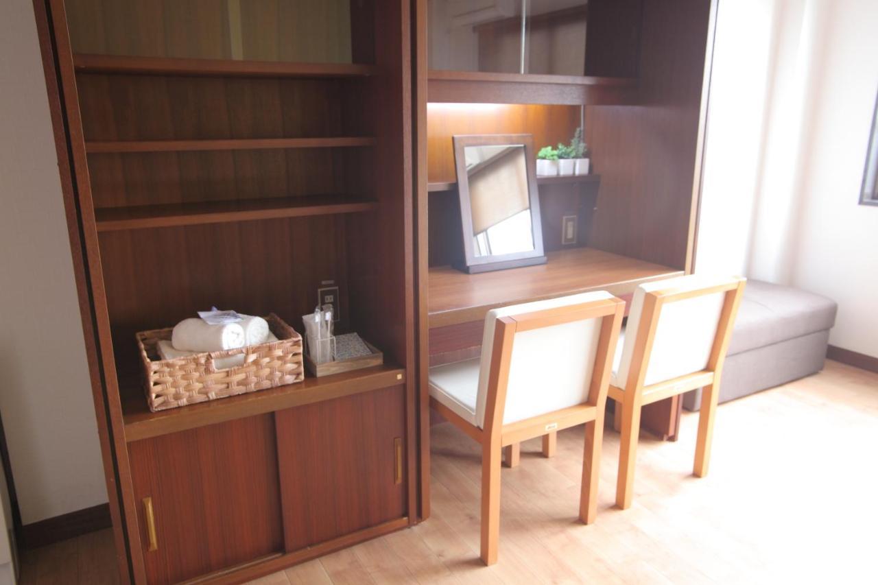 Guest House Futaba โอซาก้า ภายนอก รูปภาพ