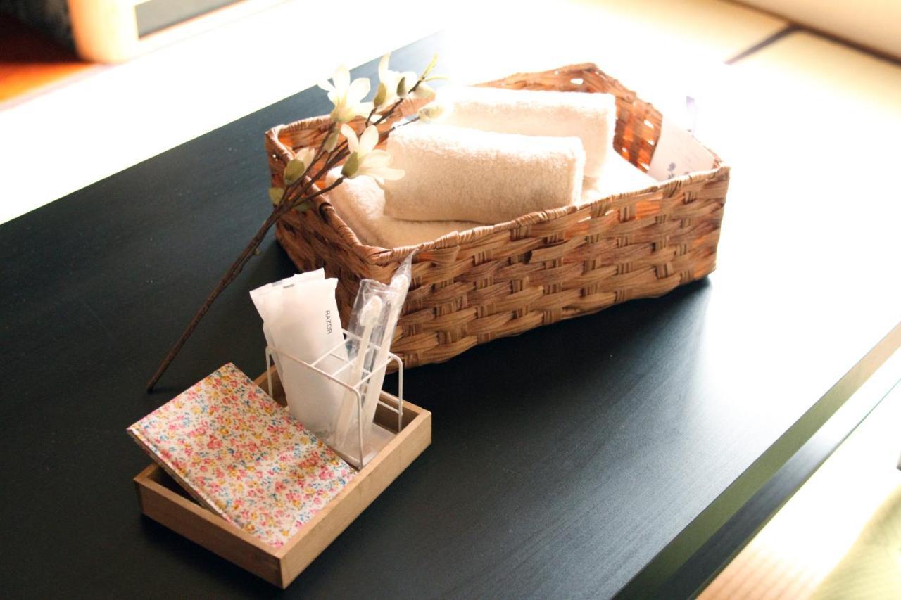 Guest House Futaba โอซาก้า ภายนอก รูปภาพ
