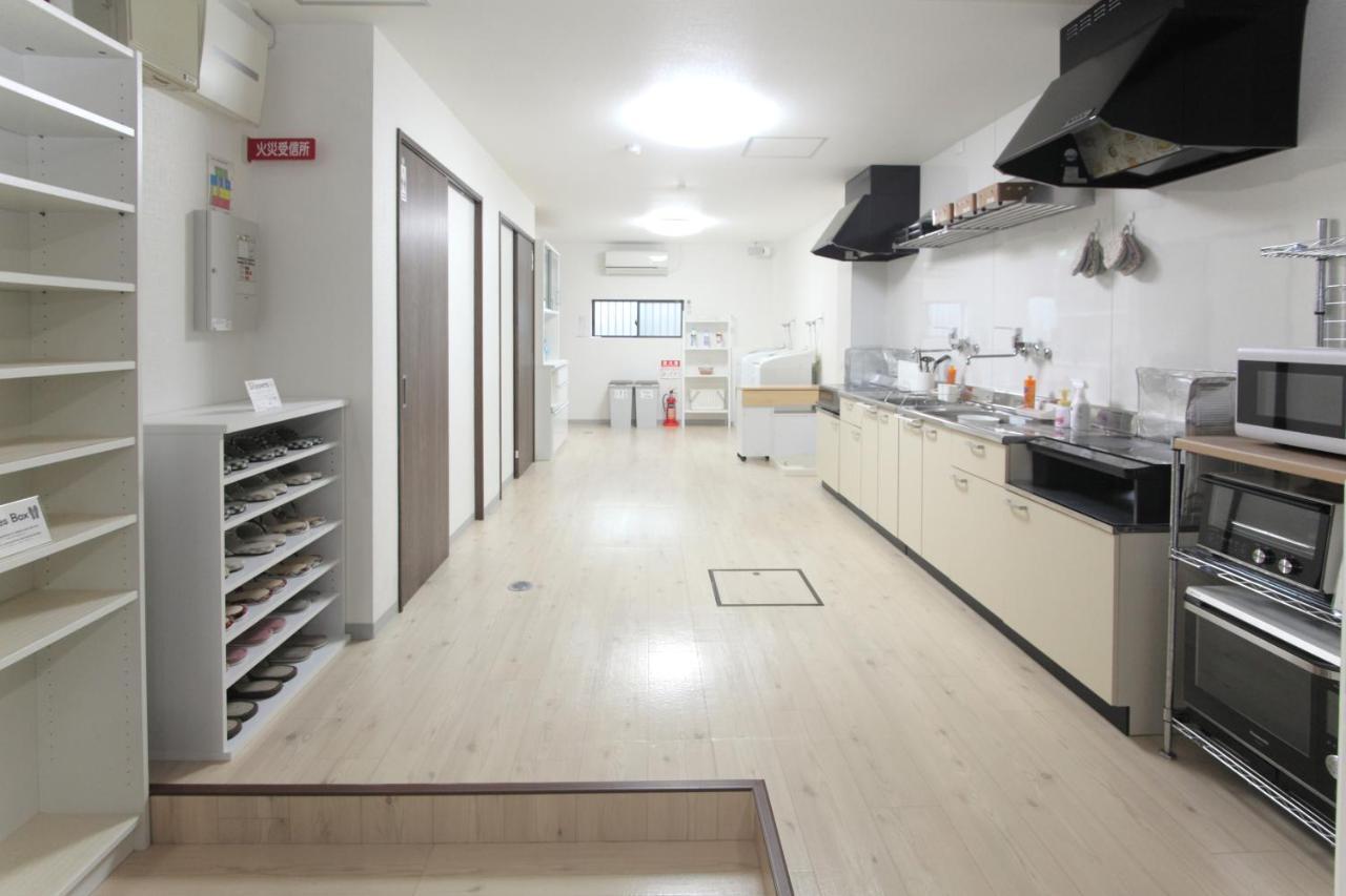 Guest House Futaba โอซาก้า ภายนอก รูปภาพ
